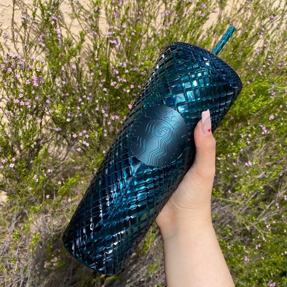 Starbucks tumblr - Picture 1 of 3